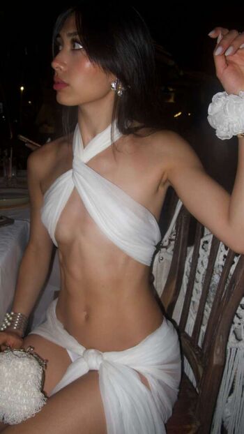 Full leaked Cait knight private photo