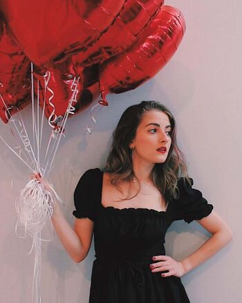 Caitlin Marie Reacts