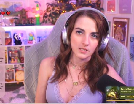 Caitlin Marie Reacts