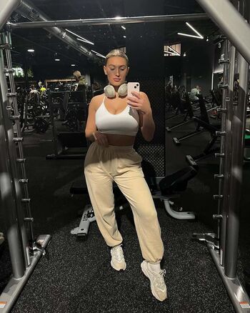 Full leaked Caitlin perriam private onlyfans photo