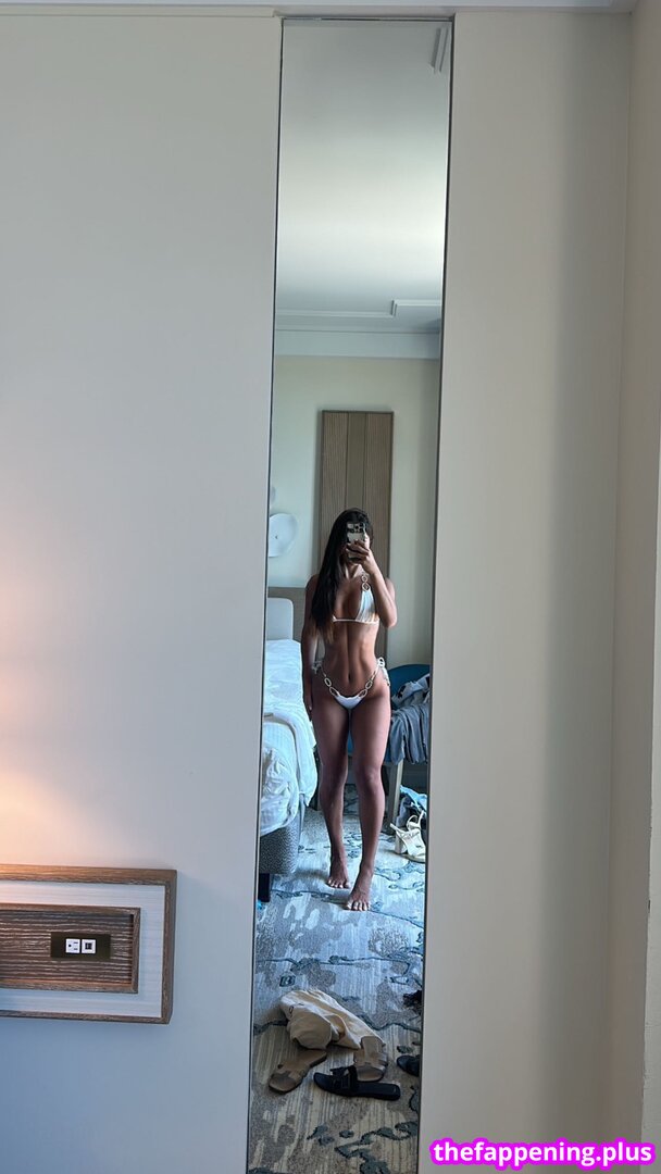 Caitlin strezovski. Caitlinstrez