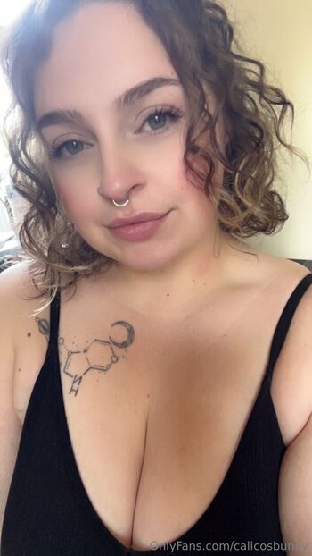 Full leaked Calicosbunny private photo