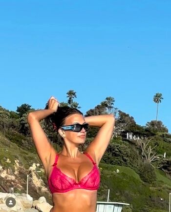 Full leaked Calliewilson private photo