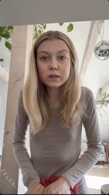 Full leaked Callmetiziaa private photo