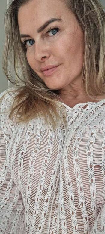 Full leaked Caly morgan page private photo
