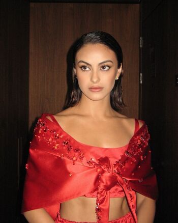 Camila Mendes