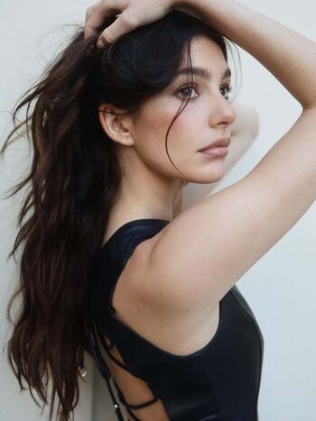 Full leaked Camila morrone private photo