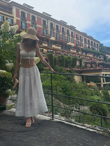 Full leaked Camila morrone page private photo