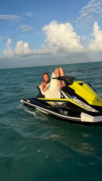 Full leaked Camille opp private photo