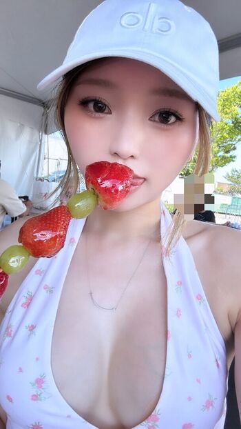Full leaked Canahry private photo