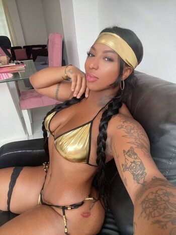Full leaked Candyaxxx private photo