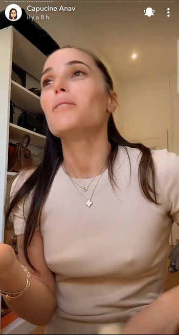 Full leaked Capucine anav private photo
