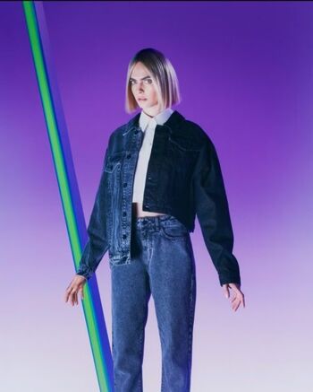 Full leaked Cara delevingne private photo
