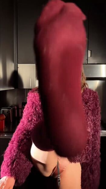 Full leaked Cara delevingne private photo
