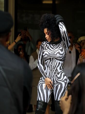 Full leaked Cardi b page private photo