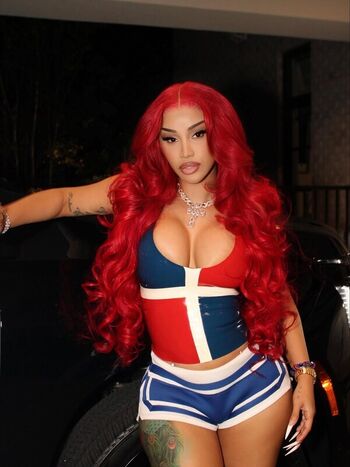 Full leaked Cardi b  page private photo