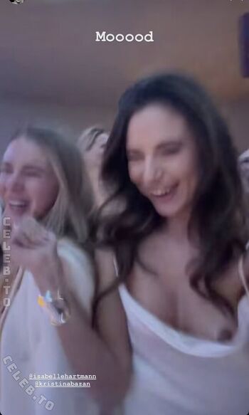 Full leaked Carina zavline private photo