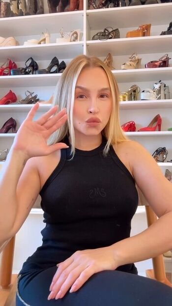 Full leaked Carla diaz private photo