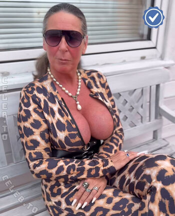 Full leaked Carla lagerfeld private photo