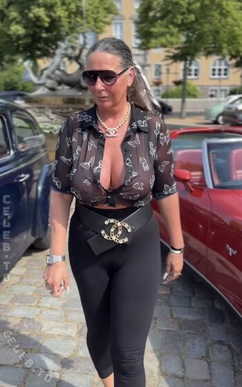 Full leaked Carla lagerfeld private photo
