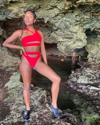 Full leaked Carlacia grant private photo