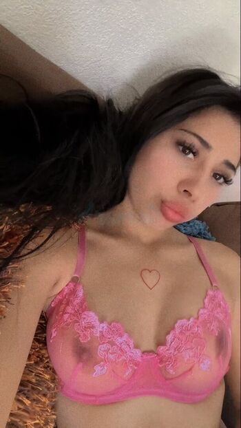 Full leaked Carlitahot private photo