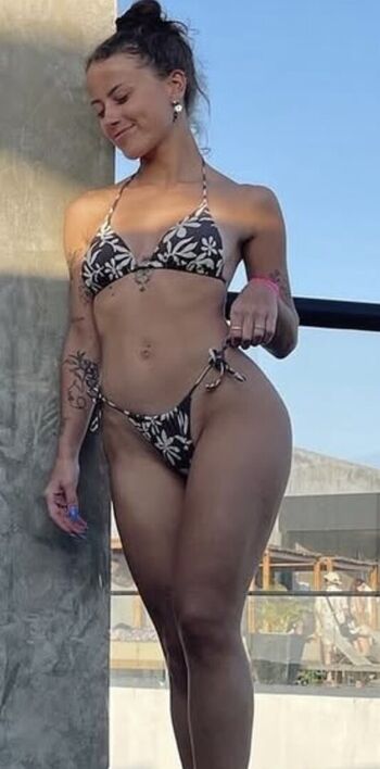 Full leaked Carlyhymz private photo