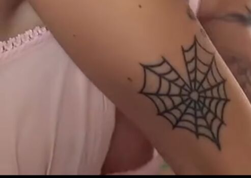 Full leaked Carlyhymz private photo