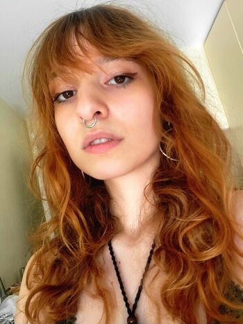 Full leaked Carmina bleue private photo