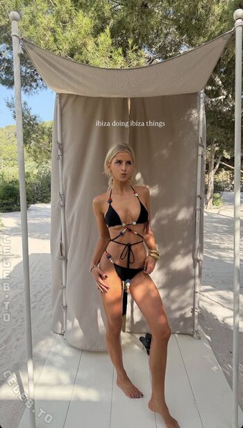 Full leaked Caro daur private photo