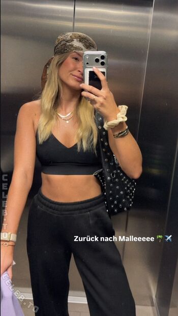 Full leaked Caro winter private photo