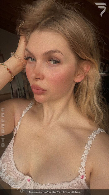 Full leaked Carolin grob private photo