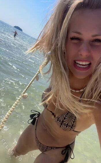 Full leaked Carolina peukmann private photo