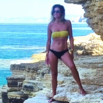 Full leaked Caroline ithurbide private photo