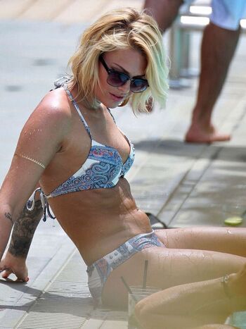 Full leaked Caroline receveur private photo