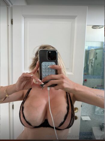 Full leaked Caroline vreeland  page private photo