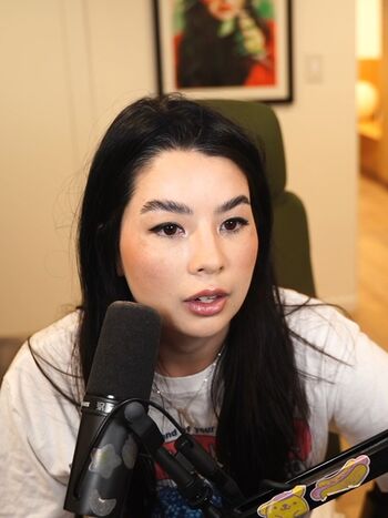 Full leaked Carolinekwan private photo