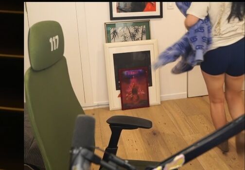 Full leaked Carolinekwan private photo