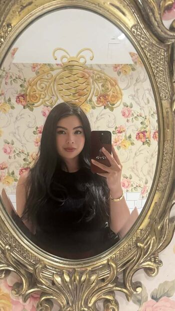 Full leaked Carolinekwan private photo