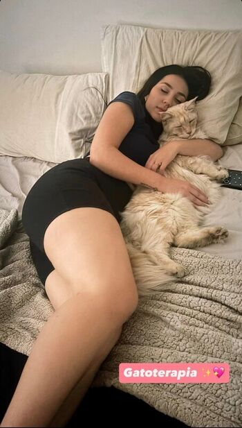 Full leaked Carolzinha page private photo