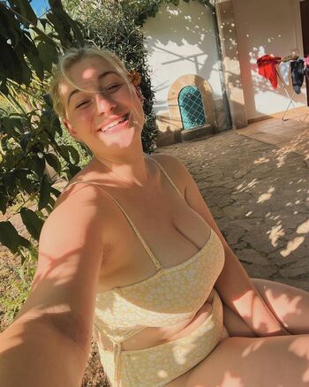 Full leaked Carys whittaker private photo