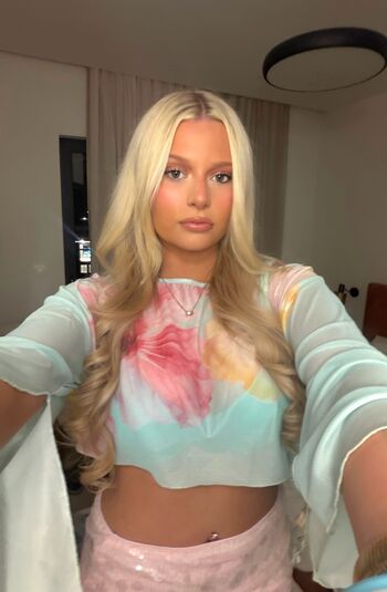 Full leaked Casey archibald private photo