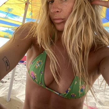 Full leaked Casey nixon page private photo