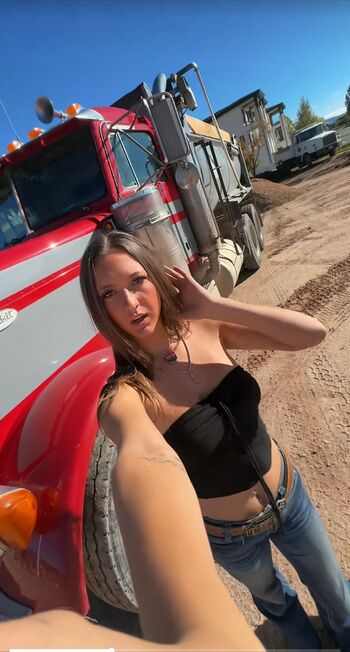 Full leaked Cass hanson private photo