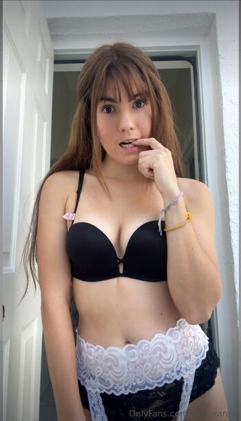 Full leaked Cassie aran private photo