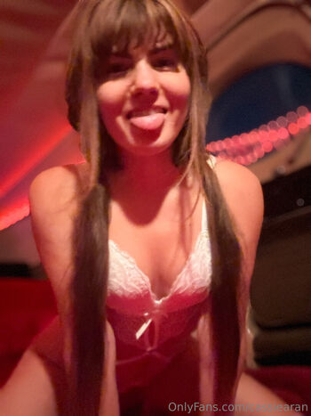 Full leaked Cassie aran private photo