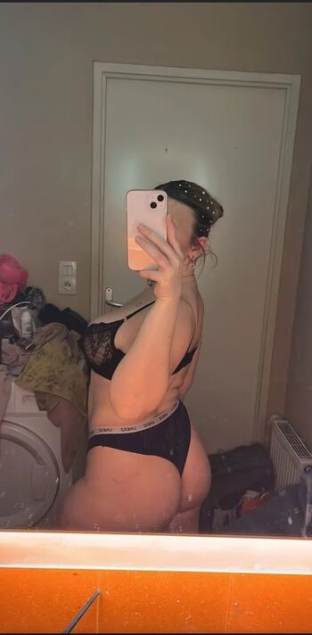 Full leaked Cassiiie private photo