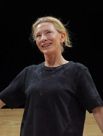 Full leaked Cate blanchett private photo