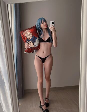 Full leaked Catiescos  page private onlyfans photo