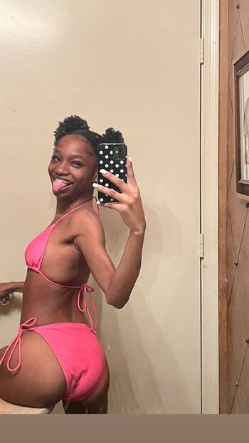 Full leaked Cecee private photo